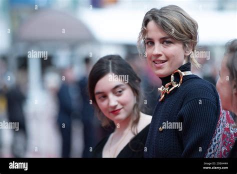  Die Cannes Film Festival Premiere von Portrait de la jeune fille en feu: Ein Flammenmeer der Emotionen und die Geburt eines neuen französischen Meisterwerks