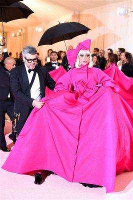 Der Met Gala 2018-Auftritt: Wie Lady Gaga den roten Teppich eroberte und für mehr Inklusion plädierte